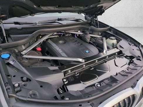 Certified 2026 BMW X7 xDrive40i AWD/4WD image 28
