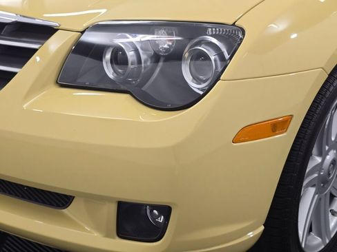 Used 2005 Chrysler Crossfire Limited RWD image 54