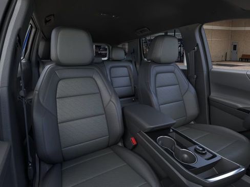 New 2026 Chevrolet Equinox LT w/ Convenience Package II FWD image 16