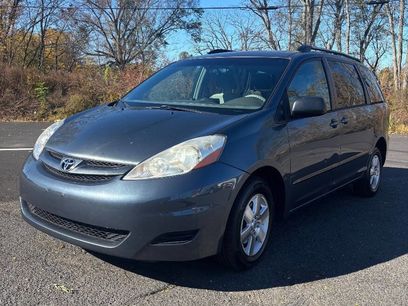 Used 2009 Toyota Sienna LE