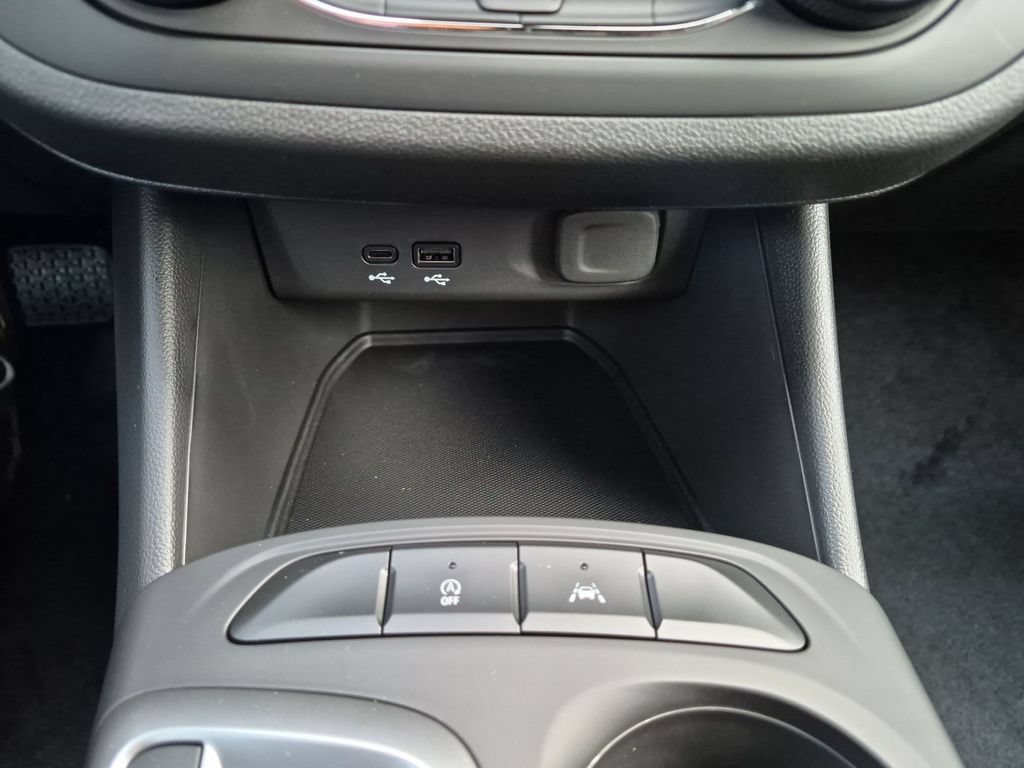 New 2026 Buick Envista Sport Touring FWD image 26