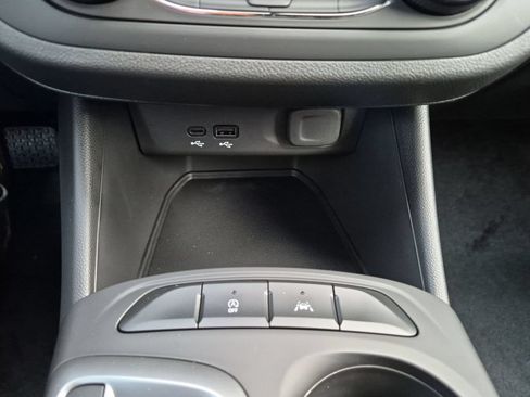 New 2026 Buick Envista Sport Touring FWD image 26