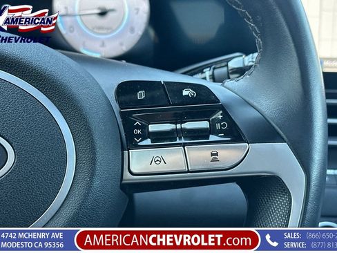 Used 2025 Hyundai Elantra SEL FWD image 33