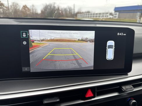 Used 2024 Kia Sorento S image 21