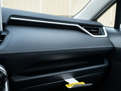 New 2025 Toyota RAV4 XLE w/ Convenience Package image 32