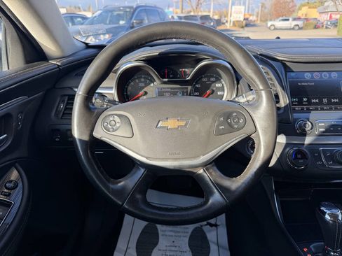 Used 2019 Chevrolet Impala LT image 23