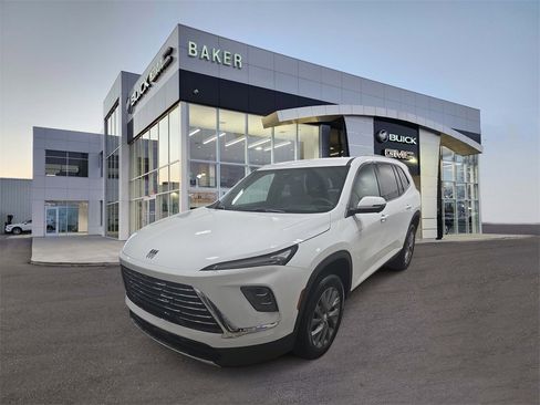 New 2026 Buick Enclave Preferred w/ LPO, Floor Liner Package image 1