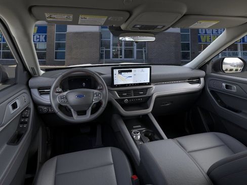 New 2025 Ford Explorer Active w/ Active Comfort Package AWD/4WD image 9