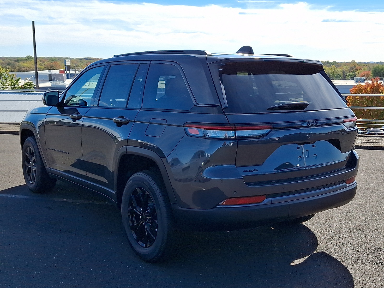 New 2026 Jeep Grand Cherokee Altitude AWD/4WD image 3