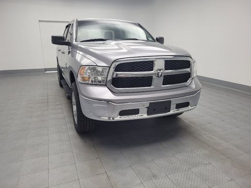 Used 2021 RAM 1500 Classic SLT RWD image 14