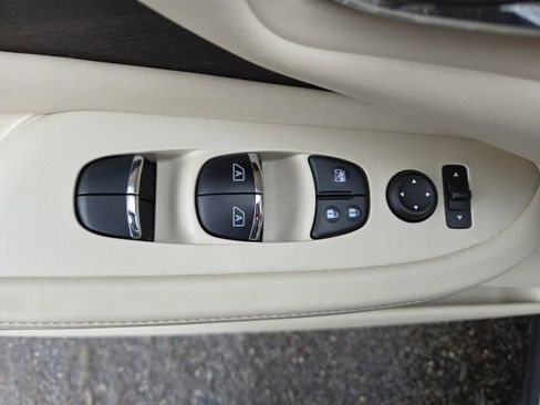 Used 2019 Nissan Murano Platinum image 52