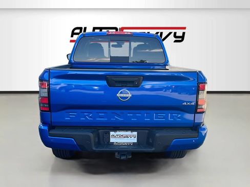 Used 2026 Nissan Frontier SV w/ SV Convenience Package AWD/4WD image 6