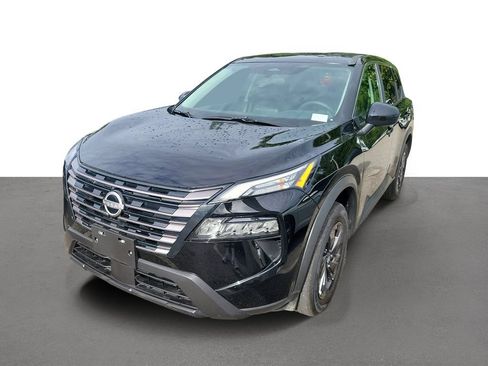 Used 2026 Nissan Rogue SV AWD/4WD image 1