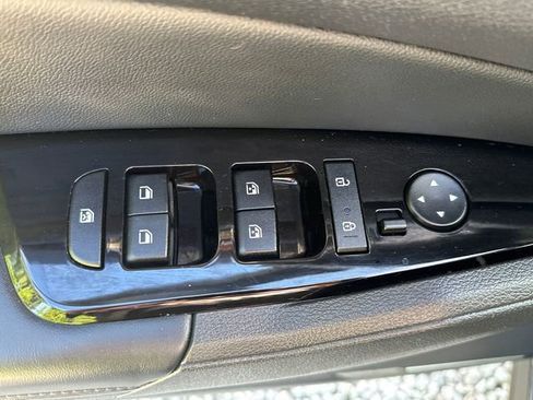 Used 2023 Kia Sportage EX AWD/4WD image 25