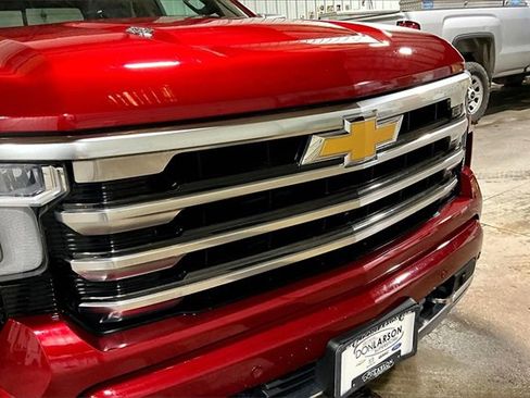 Certified 2024 Chevrolet Silverado 1500 High Country w/ Technology Package image 11