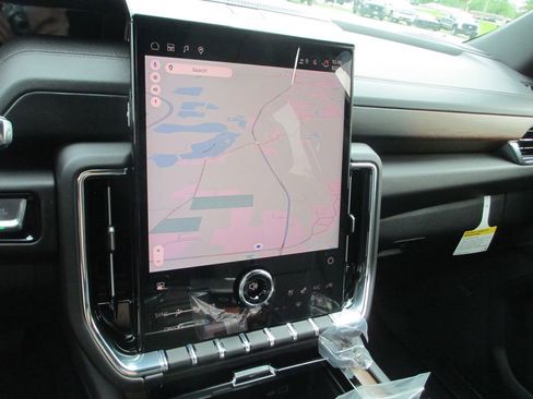 New 2026 GMC Yukon XL Denali AWD/4WD image 19