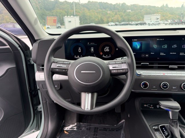 Used 2024 Hyundai Kona SE AWD/4WD image 13