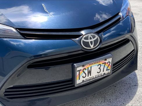 Used 2019 Toyota Corolla LE FWD image 33