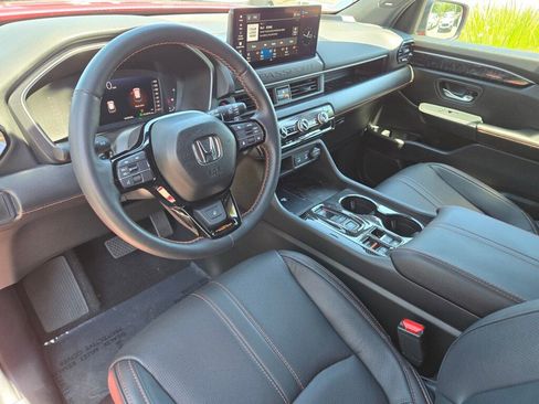 Certified 2026 Honda Passport TrailSport Elite image 12