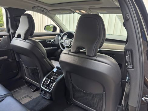 Used 2023 Volvo S90 B6 Ultimate w/ Lounge Package AWD/4WD image 35
