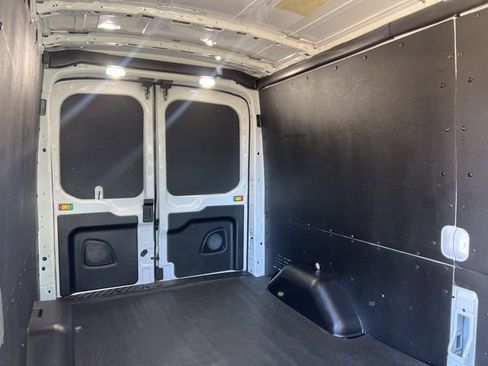 Used 2023 Ford Transit 250 Medium Roof AWD w/ Load Area Protection Package image 31