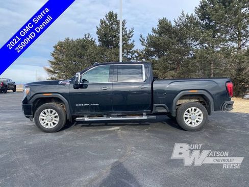 Used 2021 GMC Sierra 2500 Denali w/ Denali Ultimate Package image 3