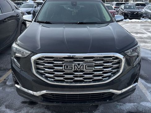 Used 2018 GMC Terrain Denali w/ Driver Alert Package II image 2
