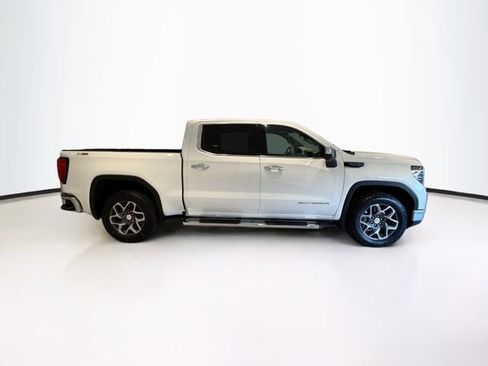 Certified 2026 GMC Sierra 1500 SLT w/ SLT Premium Package image 8