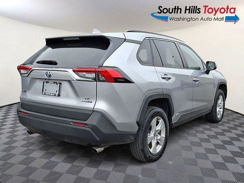 Certified 2021 Toyota RAV4 LE image 6