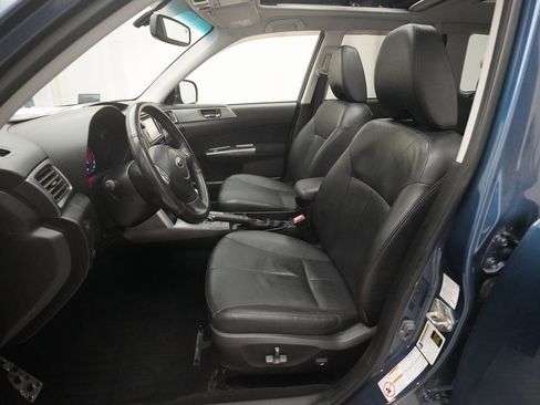 Used 2012 Subaru Forester 2.5XT Touring image 7