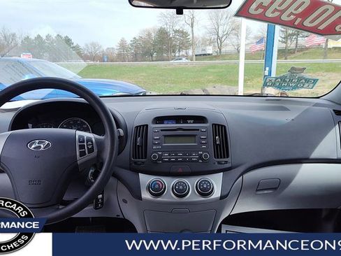 Used 2010 Hyundai Elantra GLS image 14