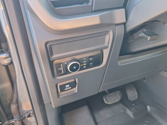 Used 2024 Ford F150 XLT w/ FX4 Off-Road Package AWD/4WD image 19