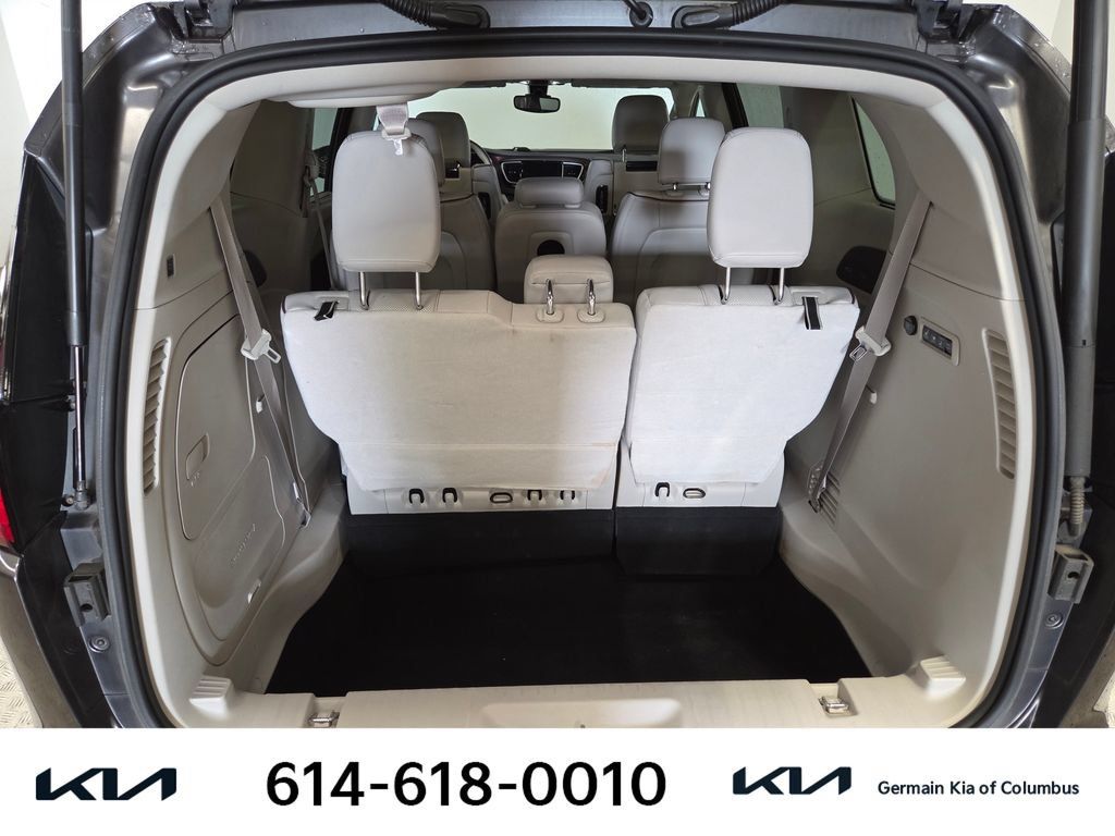 Used 2017 Chrysler Pacifica Limited w/ UConnect Theater Package FWD image 20