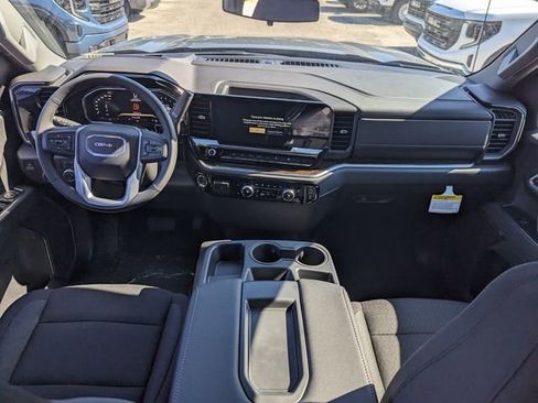 New 2026 GMC Sierra 1500 SLE w/ Preferred Package RWD image 9