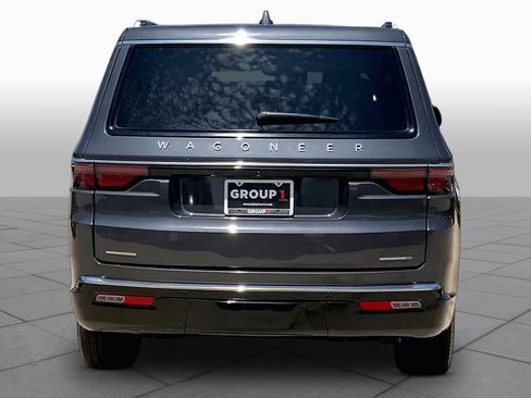 Used 2022 Jeep Wagoneer Series I w/ Convenience Group I AWD/4WD image 5