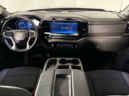 Used 2023 Chevrolet Silverado 1500 LT image 32