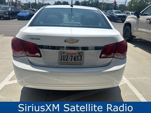 Used 2014 Chevrolet Cruze LS FWD image 6