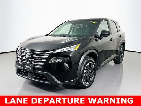 Used 2024 Nissan Rogue SV image 5