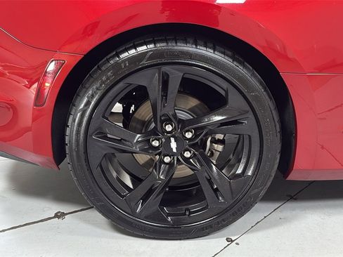 Used 2019 Chevrolet Camaro LT w/ RS Package image 22