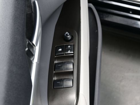 Used 2024 Toyota Camry SE w/ Audio Upgrade Package FWD image 10