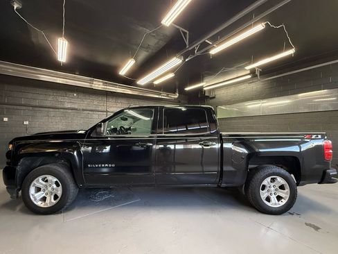 Used 2018 Chevrolet Silverado 1500 LT w/ All Star Edition AWD/4WD image 2