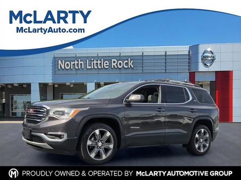 Used 2017 GMC Acadia SLT FWD image 1