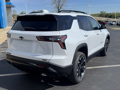 New 2026 Chevrolet Equinox RS FWD image 4