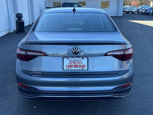 Used 2022 Volkswagen Jetta SE image 7