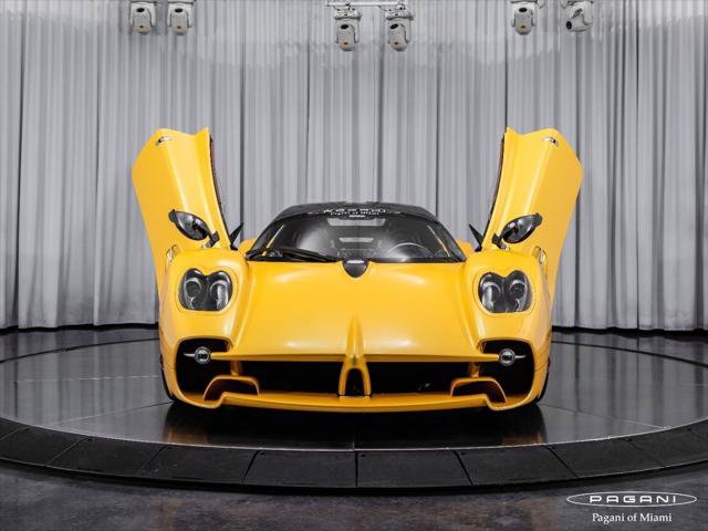 Used 2024 Pagani Utopia RWD image 9