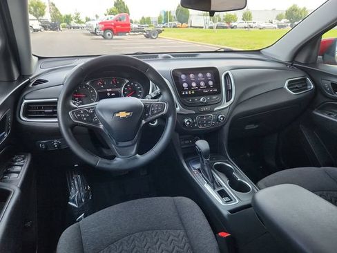 Used 2024 Chevrolet Equinox LT FWD image 36