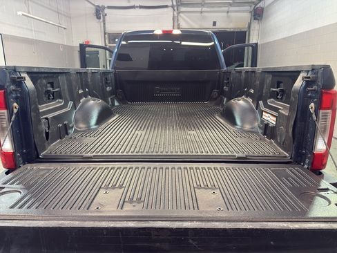 Used 2017 Ford F350 XLT w/ XLT Value Package image 26