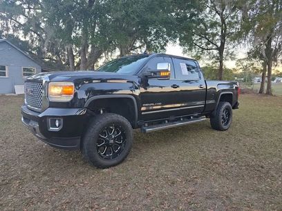 Used 2015 GMC Sierra 2500 Denali w/ Duramax Plus Package