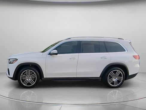 Used 2026 Mercedes-Benz GLS 450 4MATIC image 16
