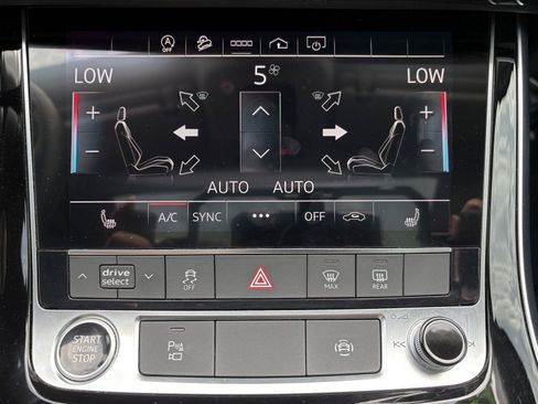 Used 2022 Audi Q7 3.0T Premium Plus w/ Premium Plus Package AWD/4WD image 17